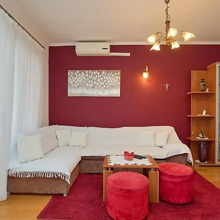 Agriculture & House Lasko